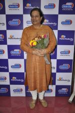Anup Jalota at Radiocity Smran launch in Bandra, Mumbai on 12th Dec 2012 (25).JPG